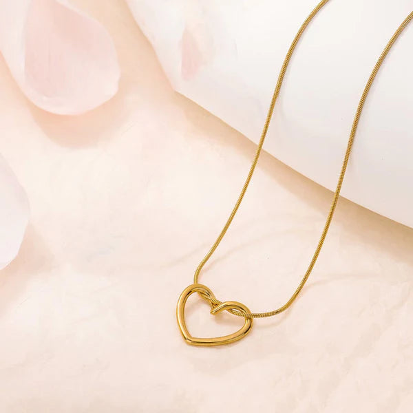 Lover Necklace