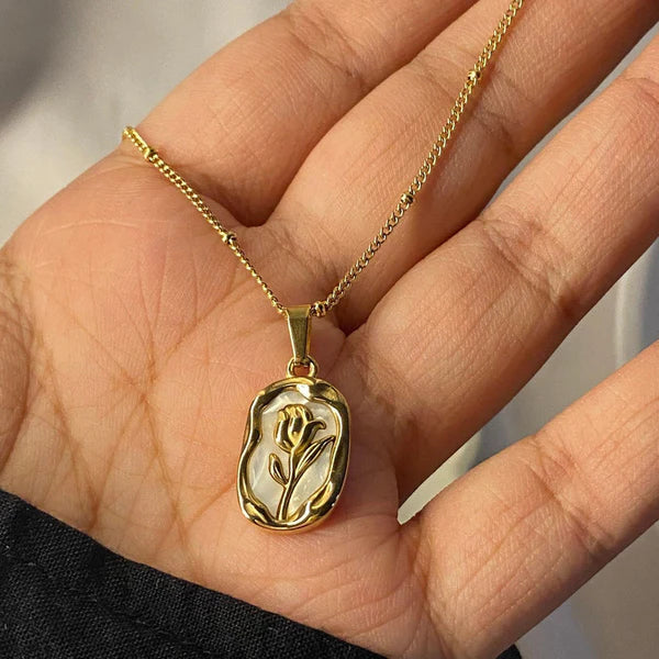 White Rose Necklace