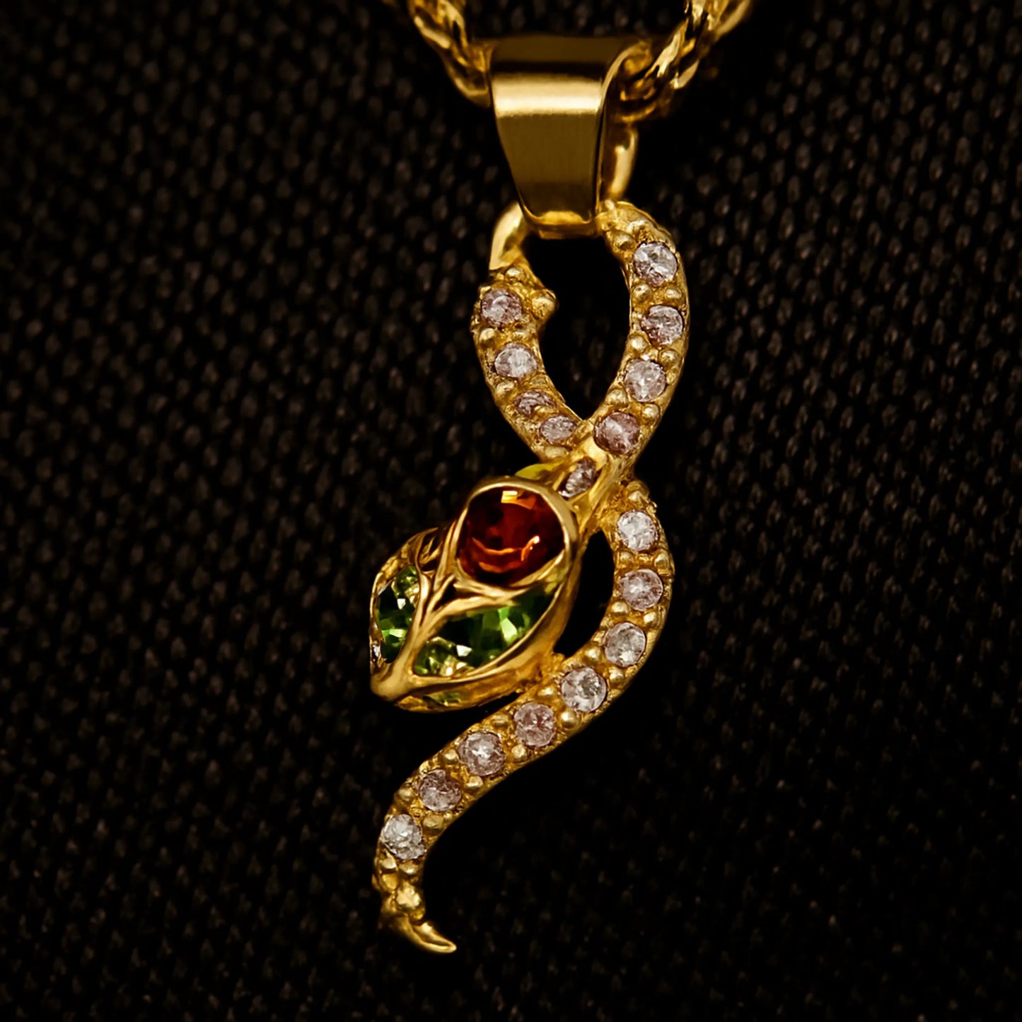 Serpenti by everray dark bg