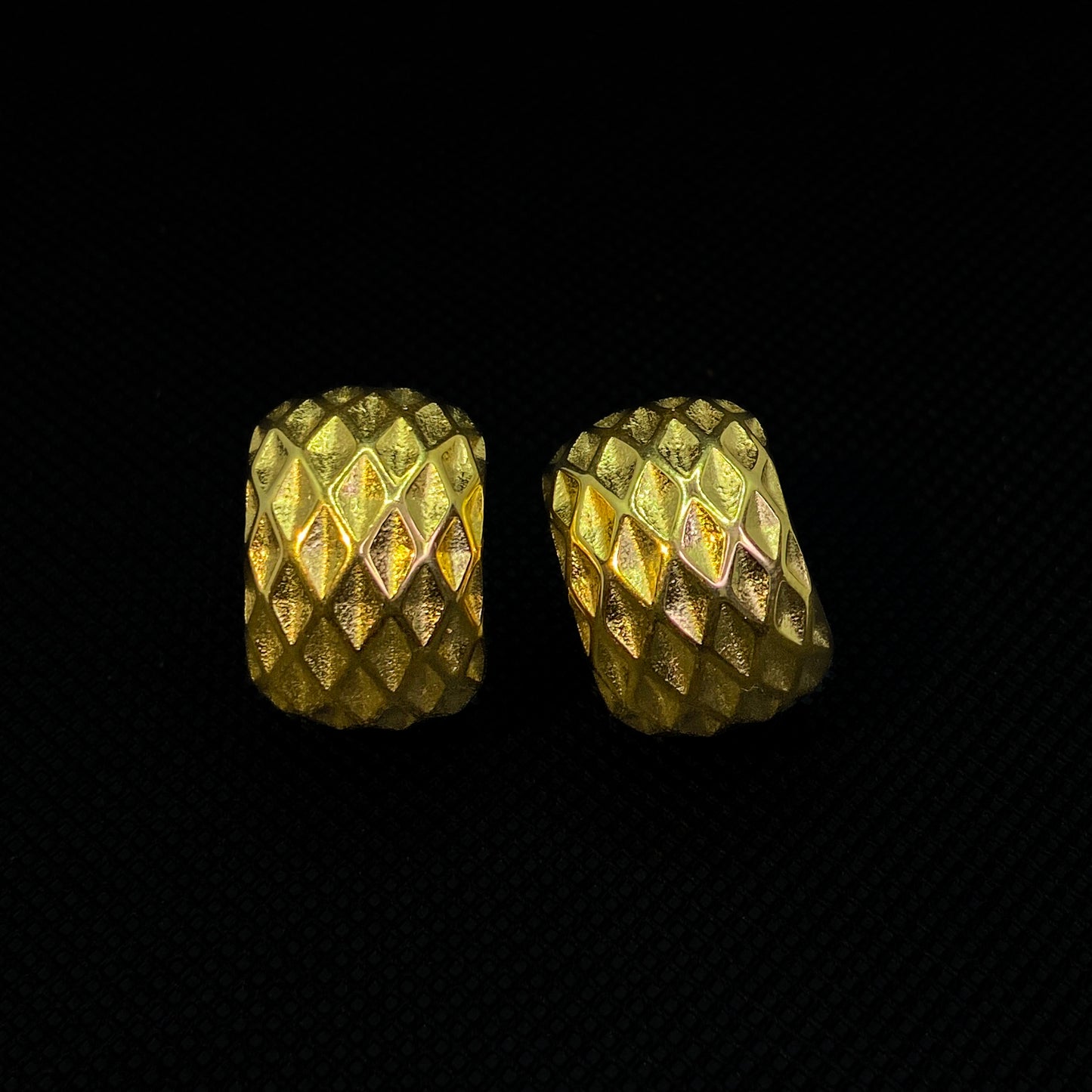 Sculpted Gold Luxe Hoops - Everray.in