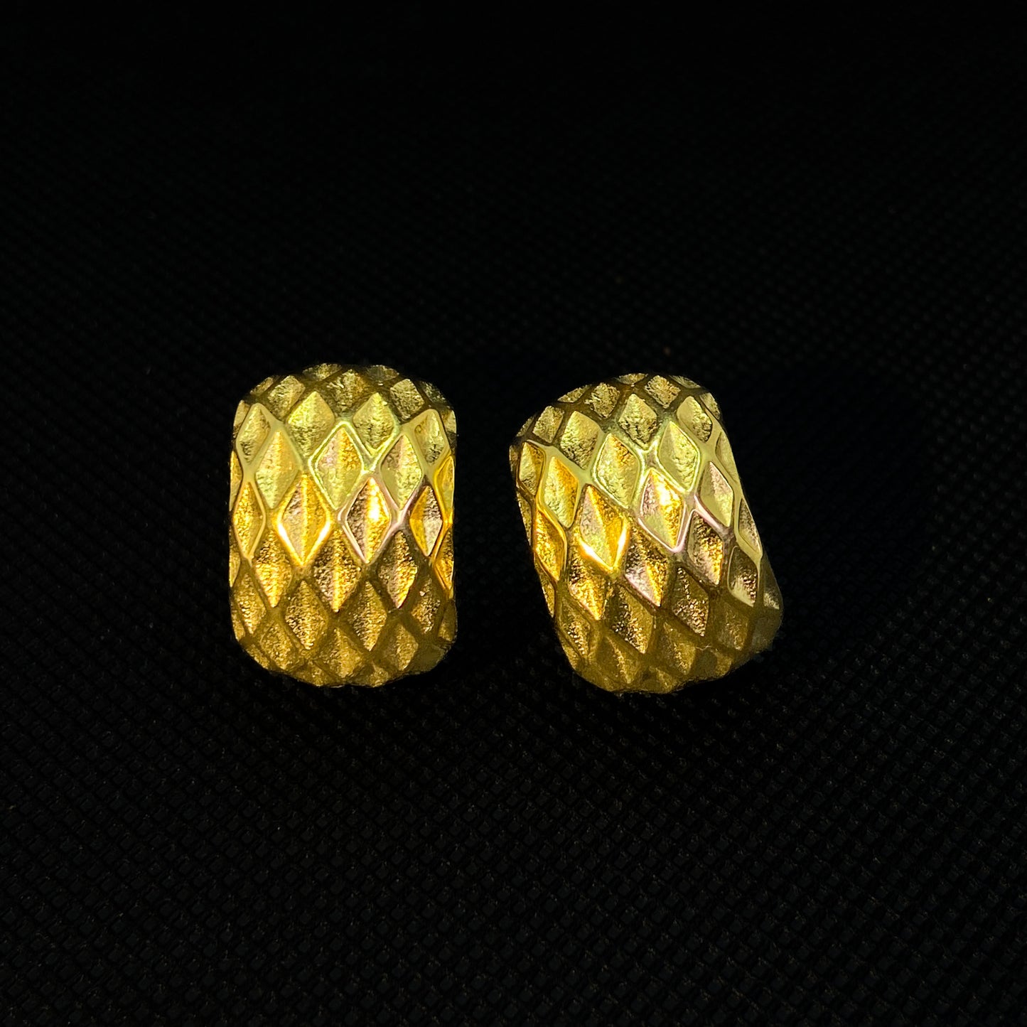Sculpted Gold Luxe Hoops - Everray.in