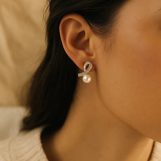 Tara Curve Studs by everray