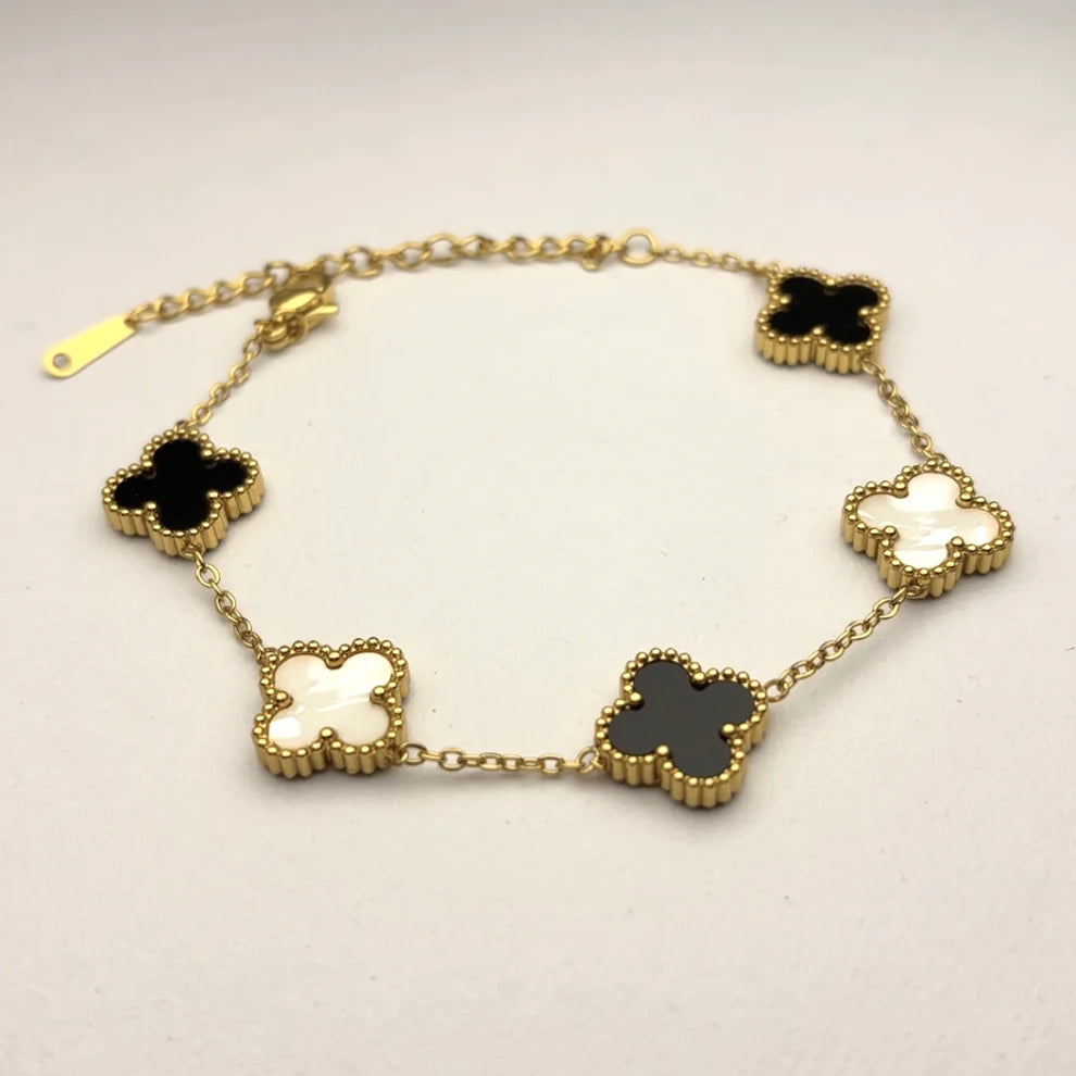 3 in 1 Reversible Clover Bracelet B/W y everray on a white background