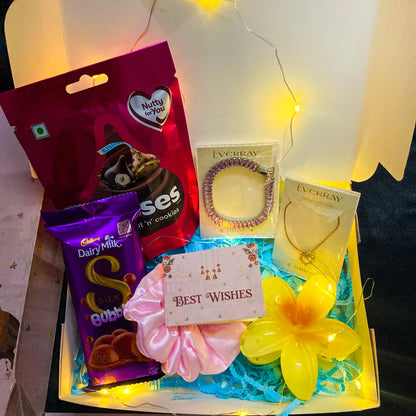Rakhi Hamper for Sister