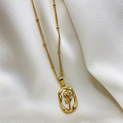 White Rose Necklace